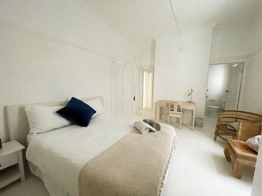 To Let 6 Bedroom Property for Rent in Sea Point Western Cape